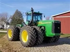 John Deere 9320