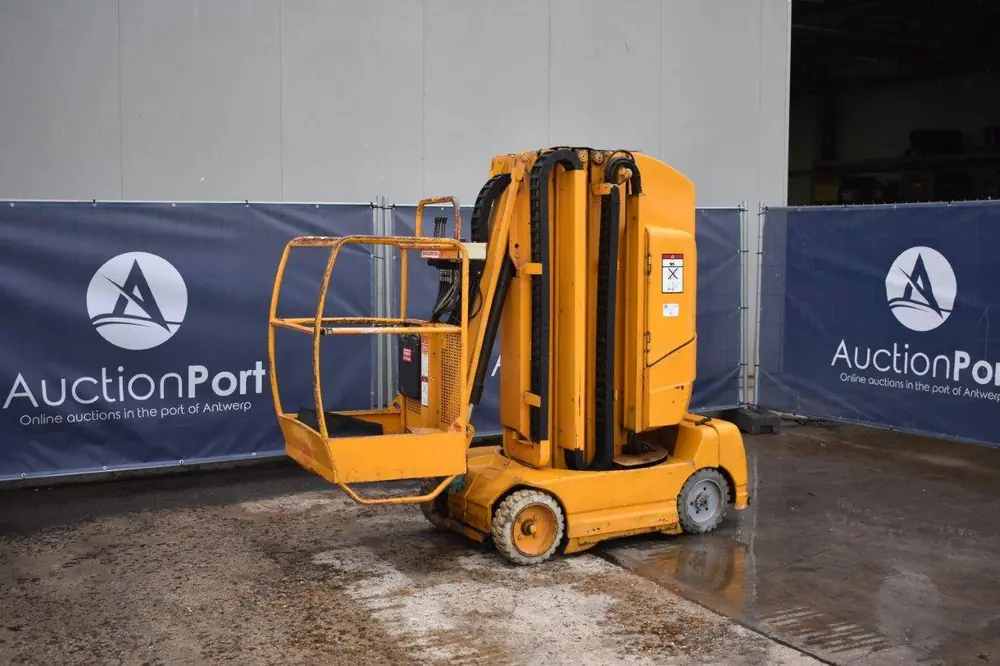 Grove-Manlift (Delta) Pelican 1100