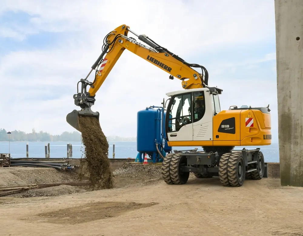 Liebherr A 918 Compact Litronic