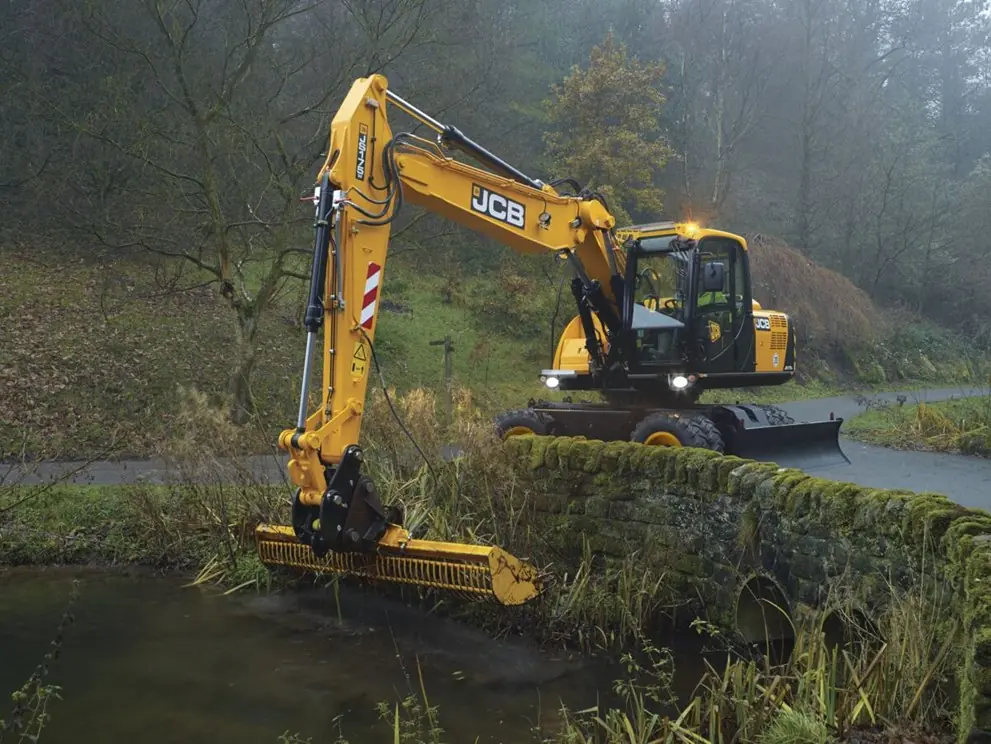 JCB JS175W thumbnail 4
