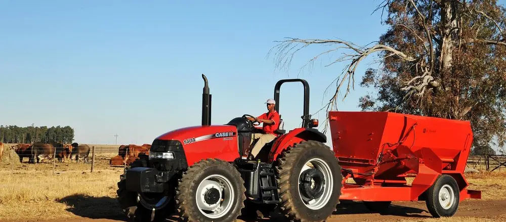 Case IH Farmall 140A