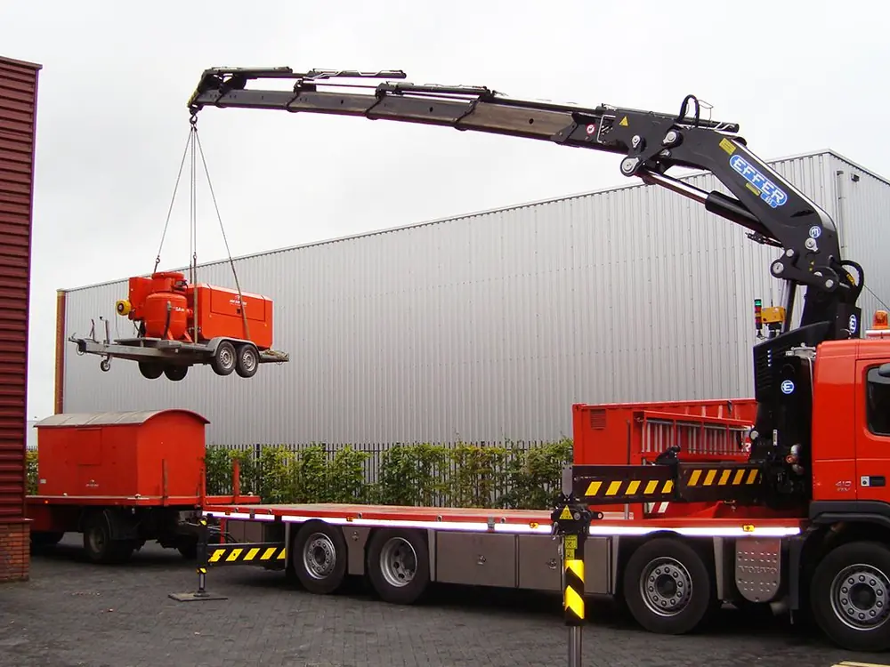 Effer 655 8S