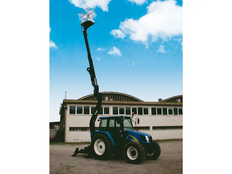 Comet X Tractor