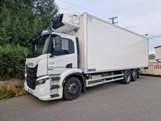 Iveco S-WAY AD260S42Y/FS