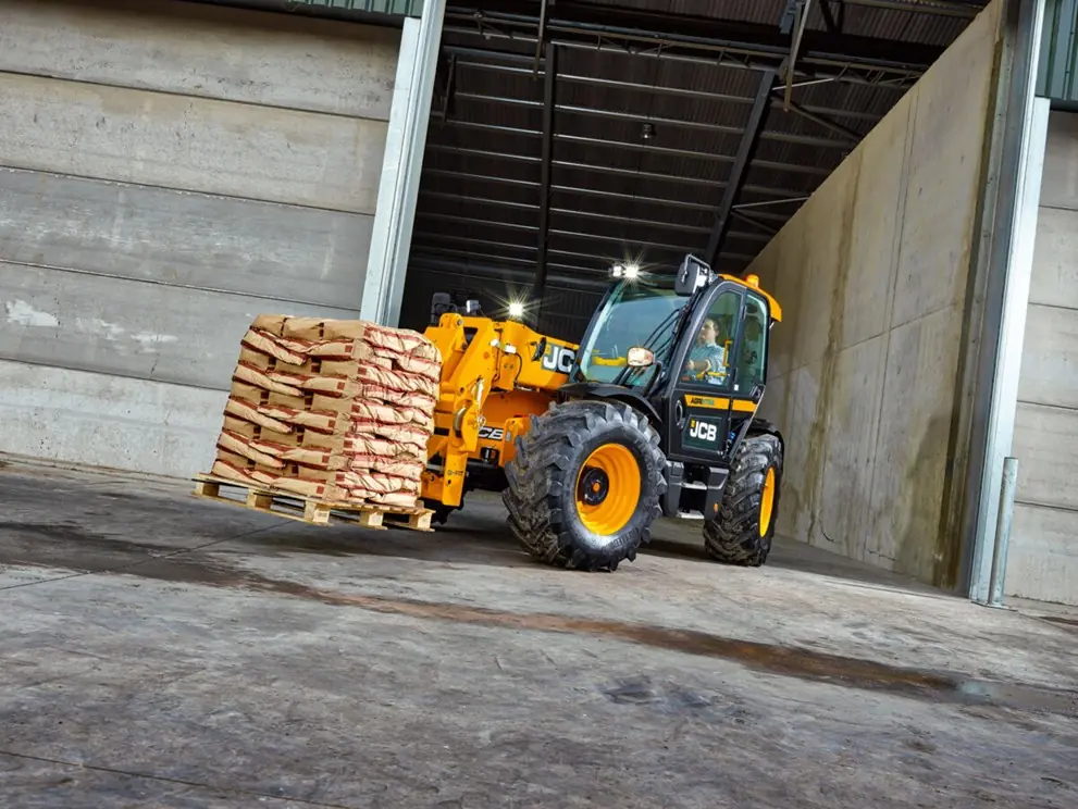 JCB 532-60 AGRI thumbnail 3