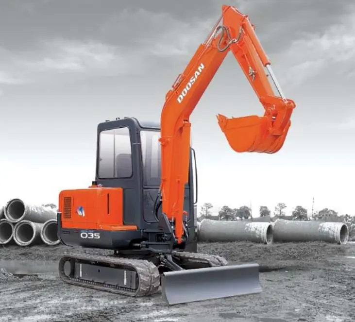 Doosan Solar 035