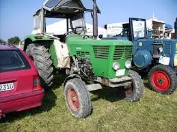 DEUTZ-FAHR D 6006