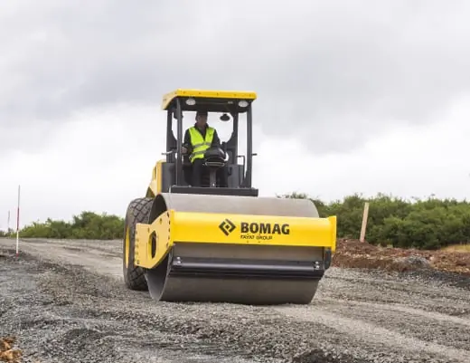 Bomag BW 211 D-5