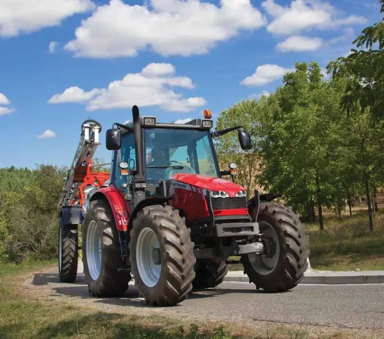 Massey Ferguson MF 6480 Transport