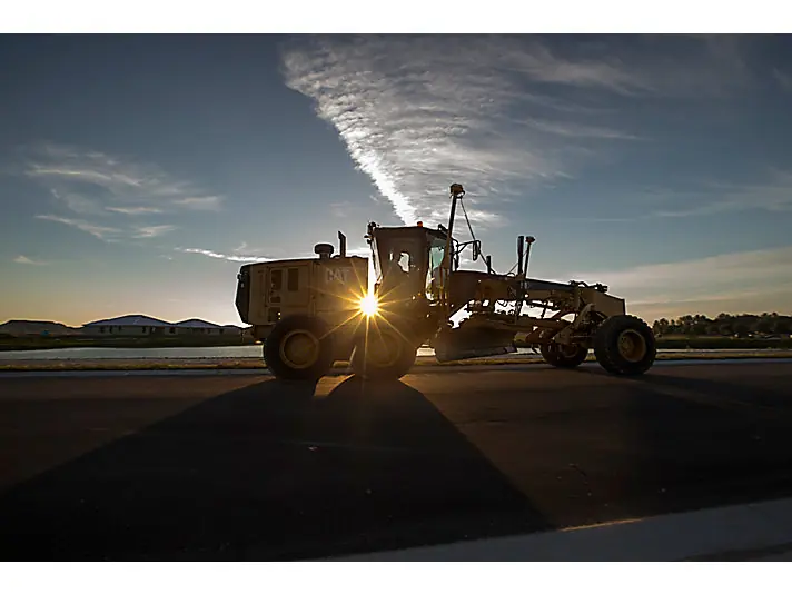Caterpillar 150 AWD thumbnail 2