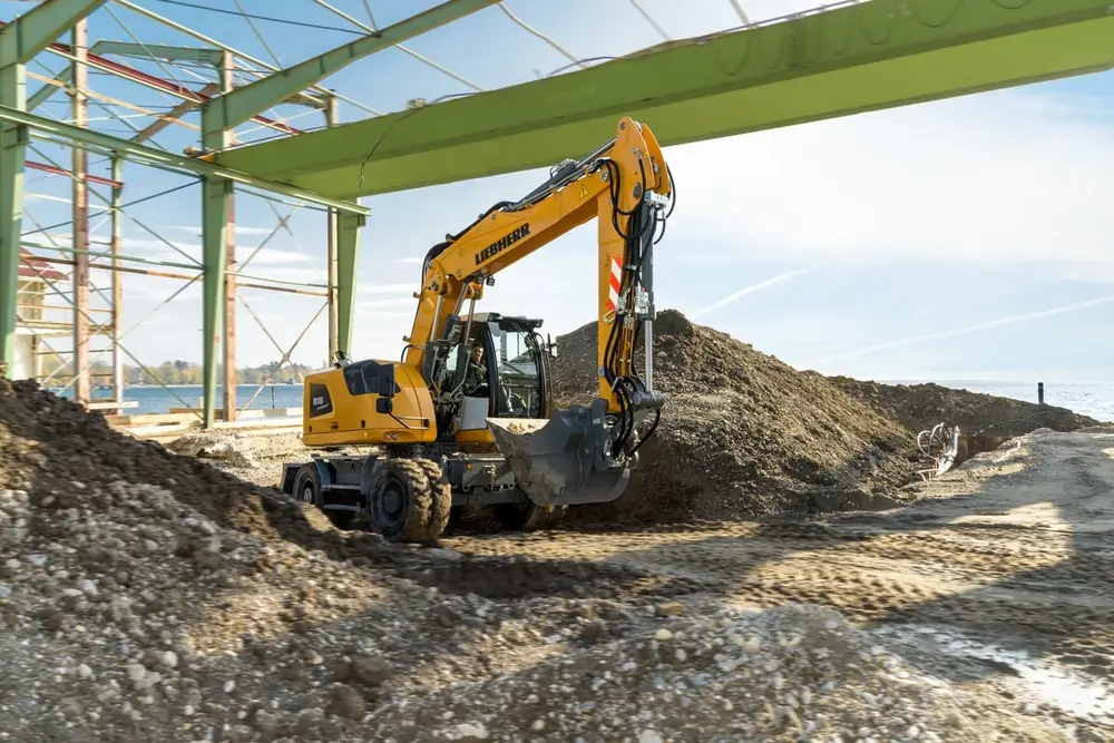 Liebherr A 918 Compact Litronic G6.0