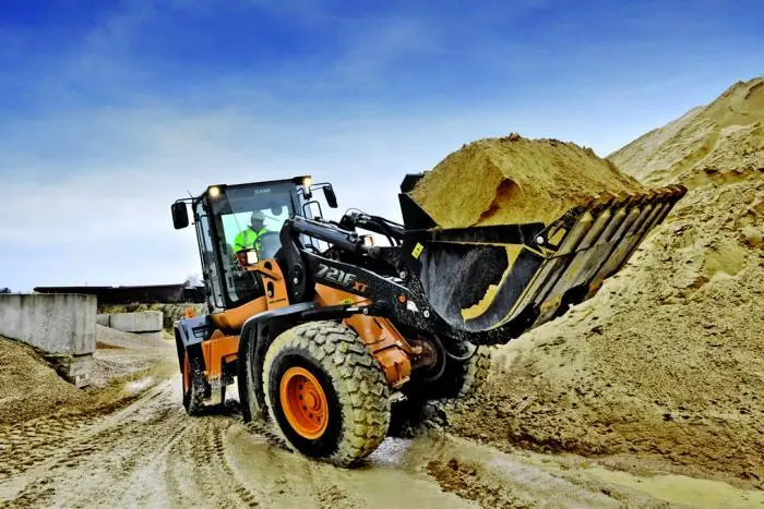 Case 721 F XT thumbnail 5