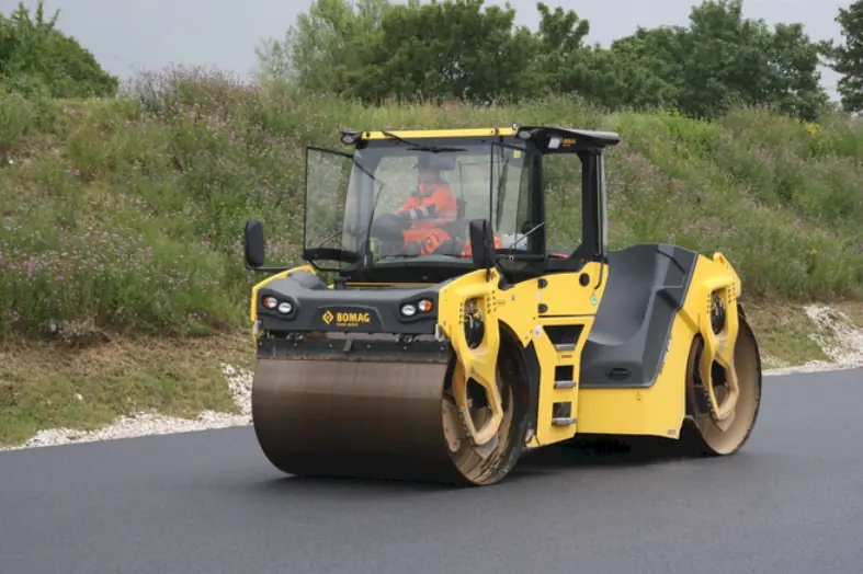 Bomag BW 206 ADO-50 thumbnail 2