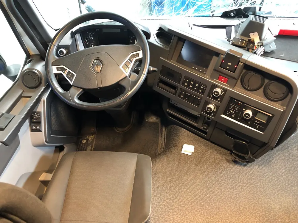 Renault T HIGH 480 T6x2 PUSHER TML E6 RHD