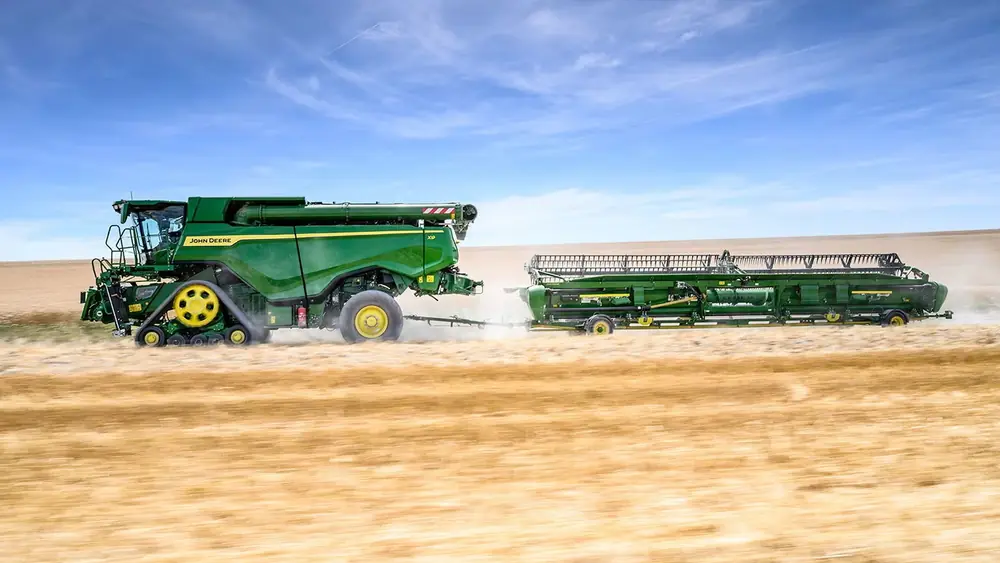 John Deere X9 1100