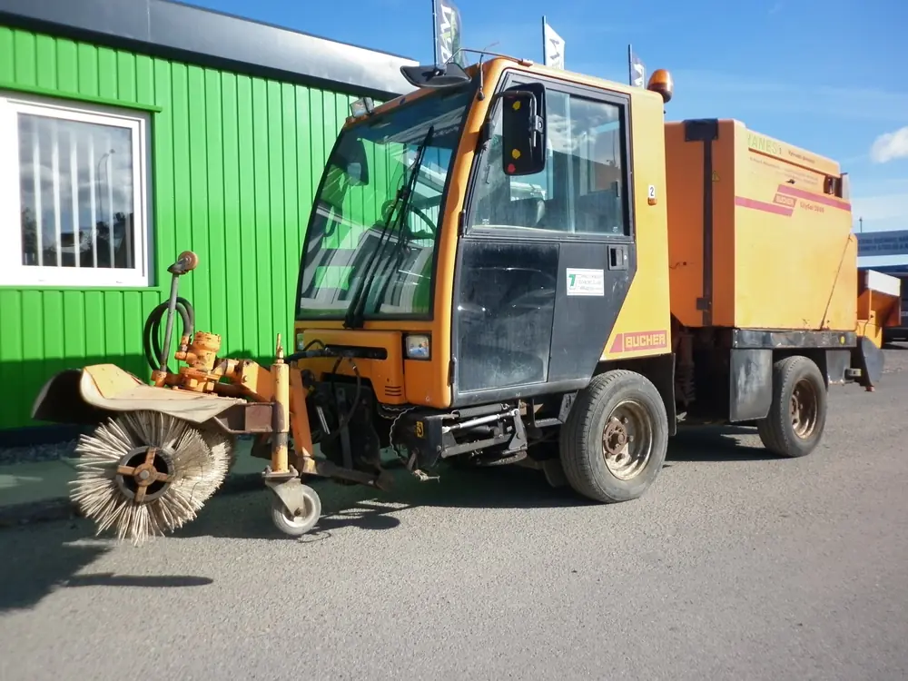 Bucher-Schörling CityCat 2000 XL