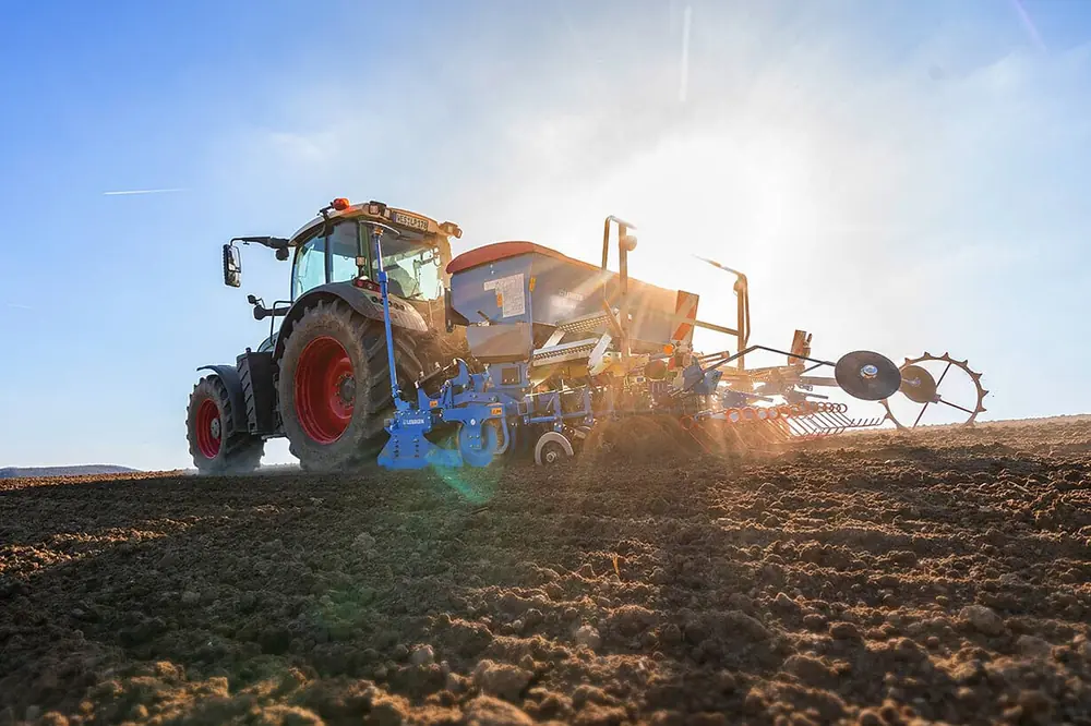 Lemken Saphir 9/300