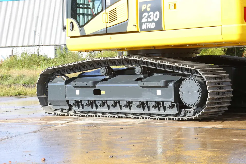 Komatsu PC230NHD-11E0