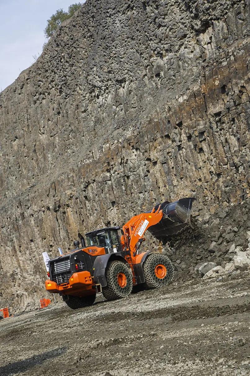 Hitachi ZW 370-5