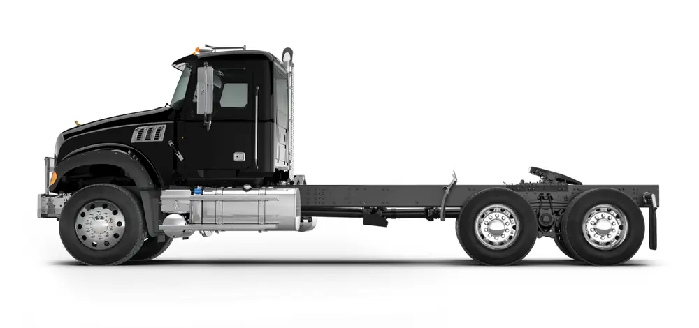 Mack Granite Day Cab MP7 6x2 thumbnail 5