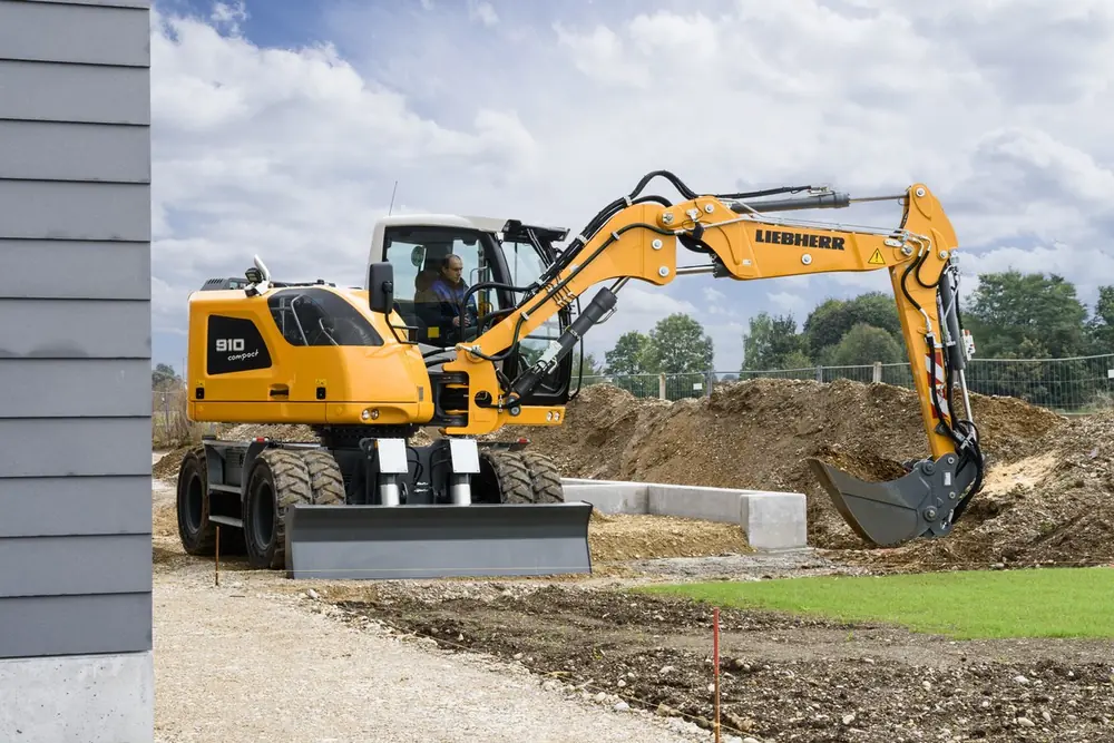 Liebherr A 910 Compact Litronic G6.1