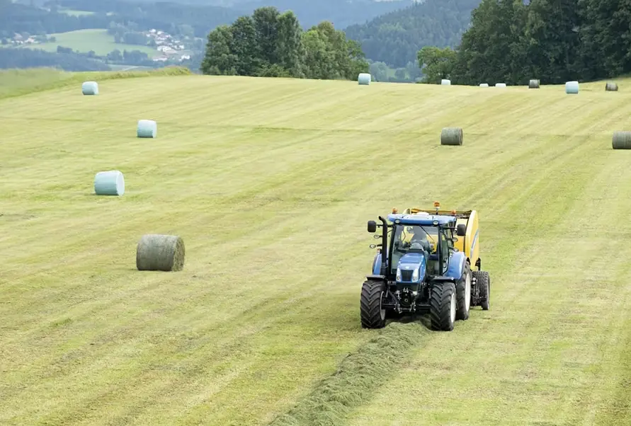 New Holland Roll Belt 180 Crop Cutter thumbnail 2