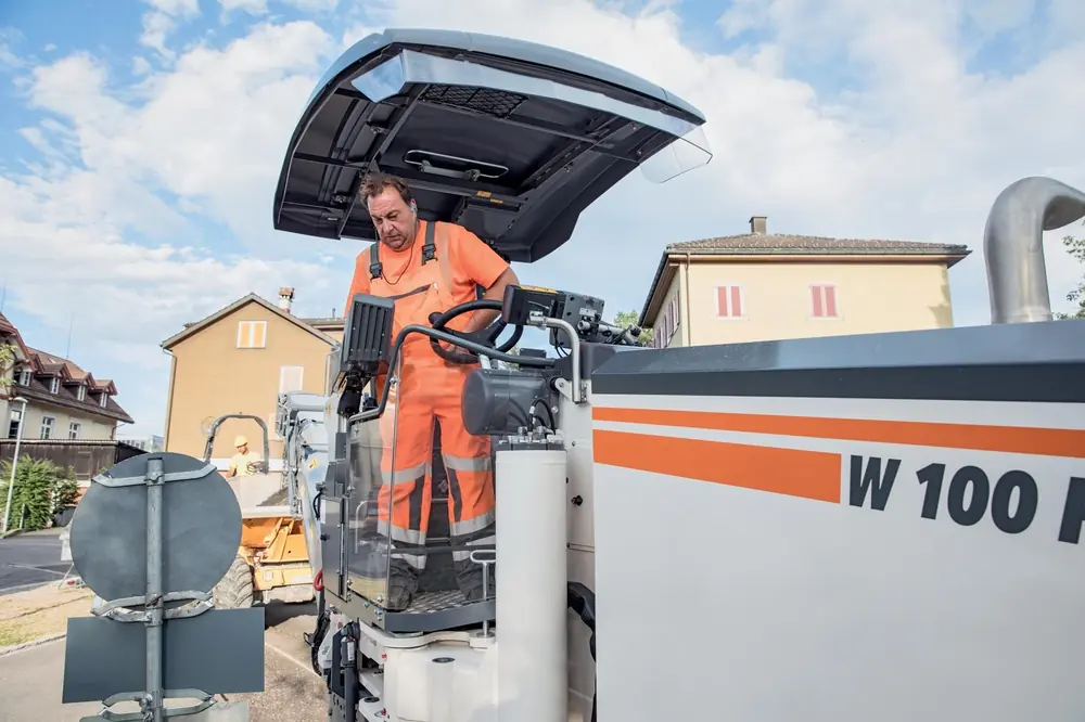 Wirtgen W 100 HR thumbnail 5
