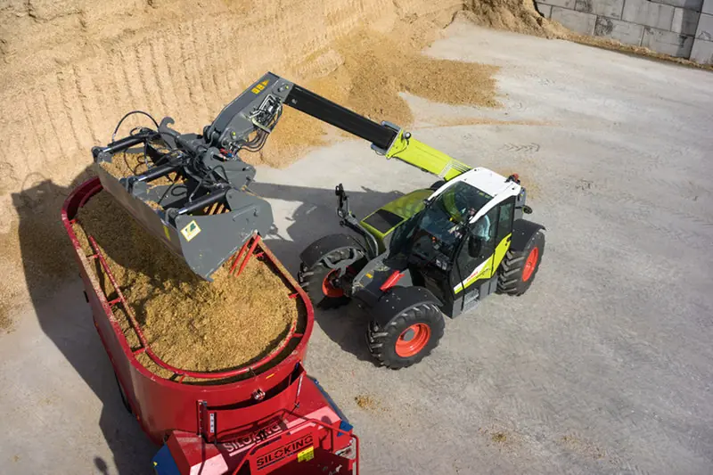 Claas Scorpion 736 thumbnail 4