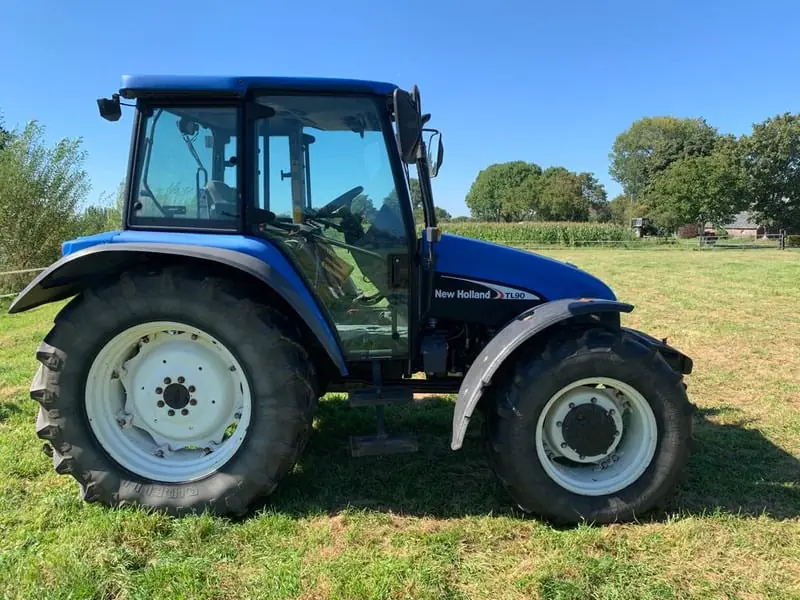 New Holland TL90