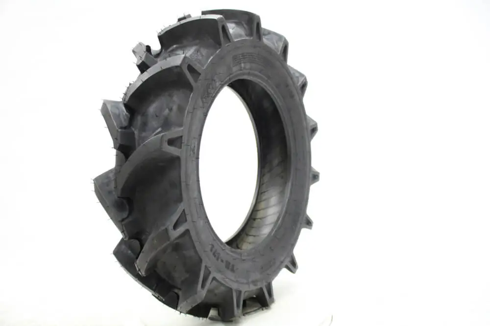 BKT TR 171 13.6 - 38