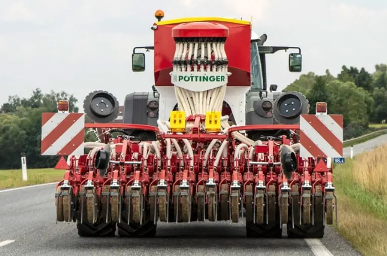 Pöttinger Terrasem 3000 D