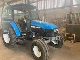 New Holland 4835