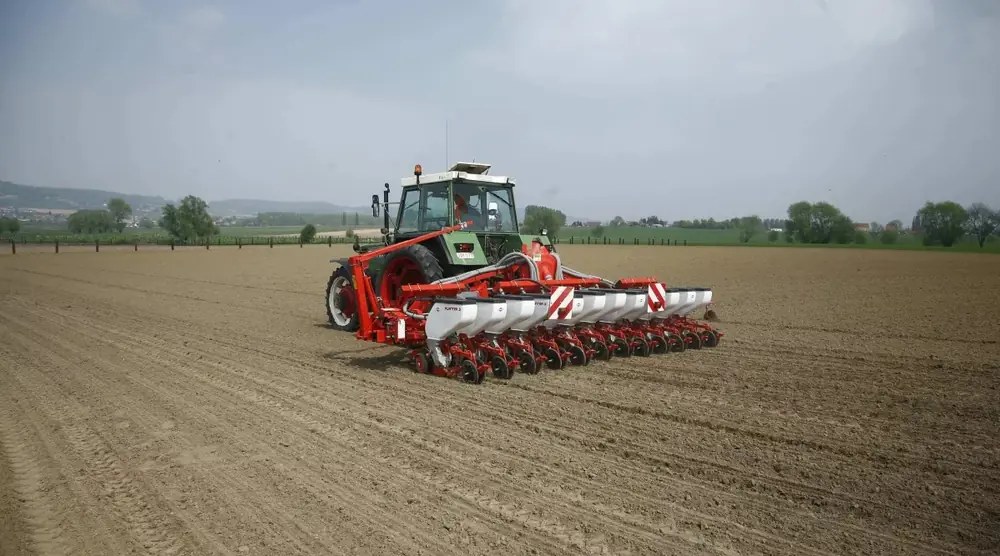 Kuhn Planter 3 M thumbnail 3