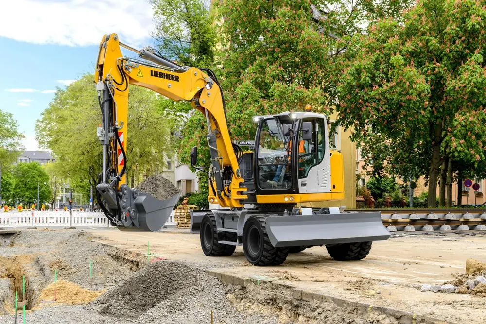 Liebherr A 912 Compact Litronic