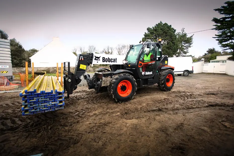 Bobcat T35.140S 100 IV thumbnail 2