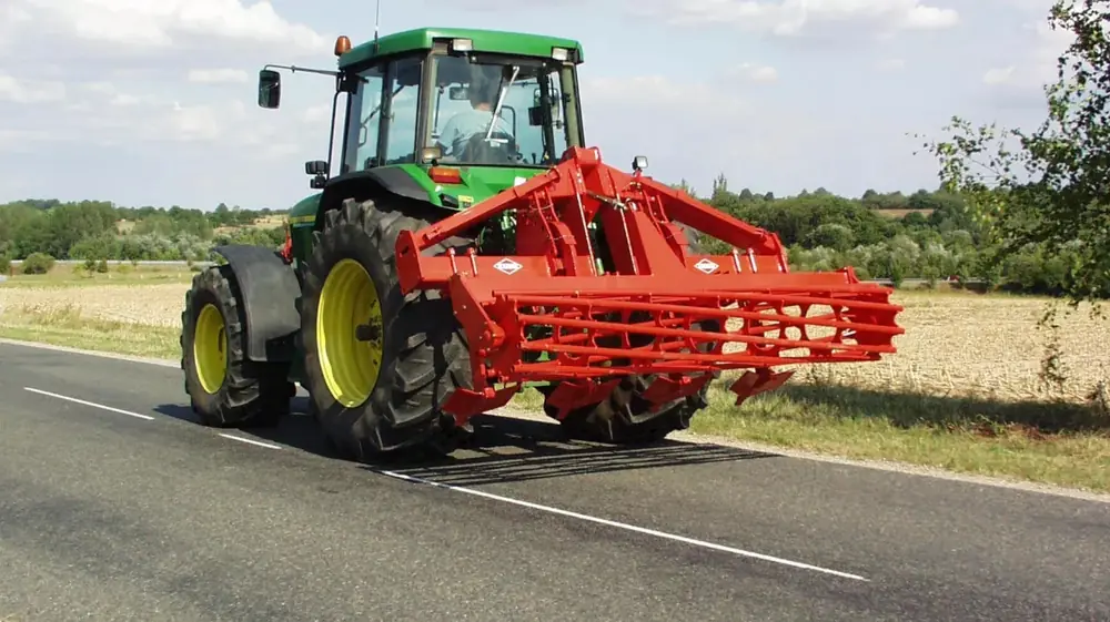 Kuhn DC 301