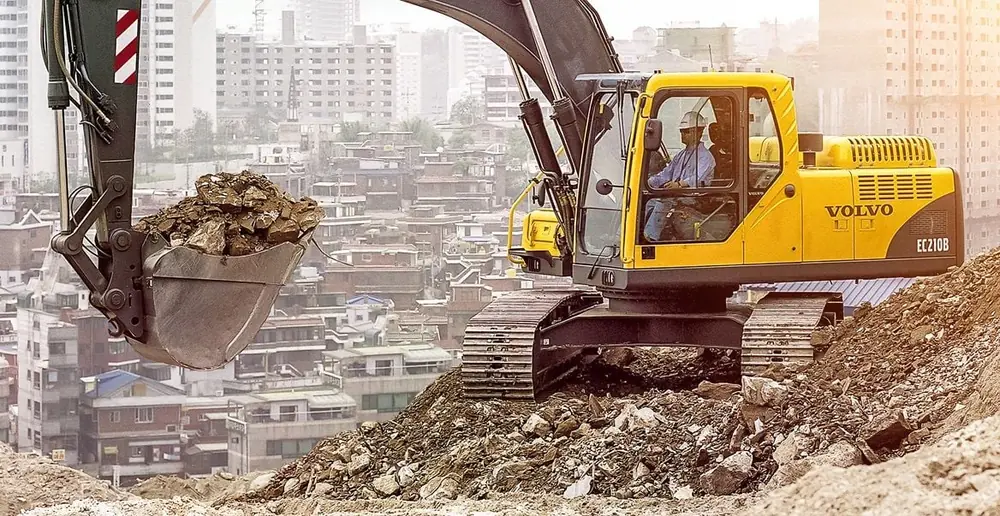 Volvo EC210B thumbnail 3