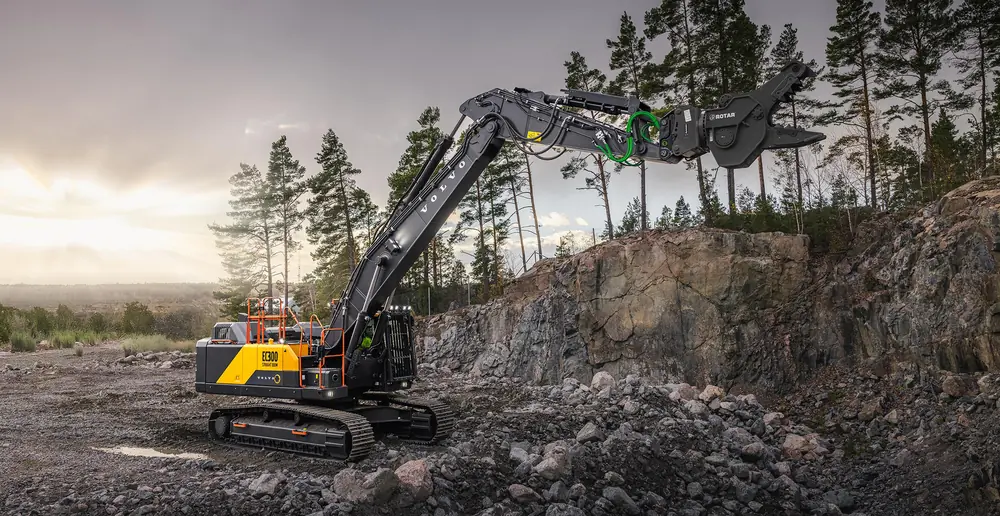 Volvo EC300 Straight Boom NL