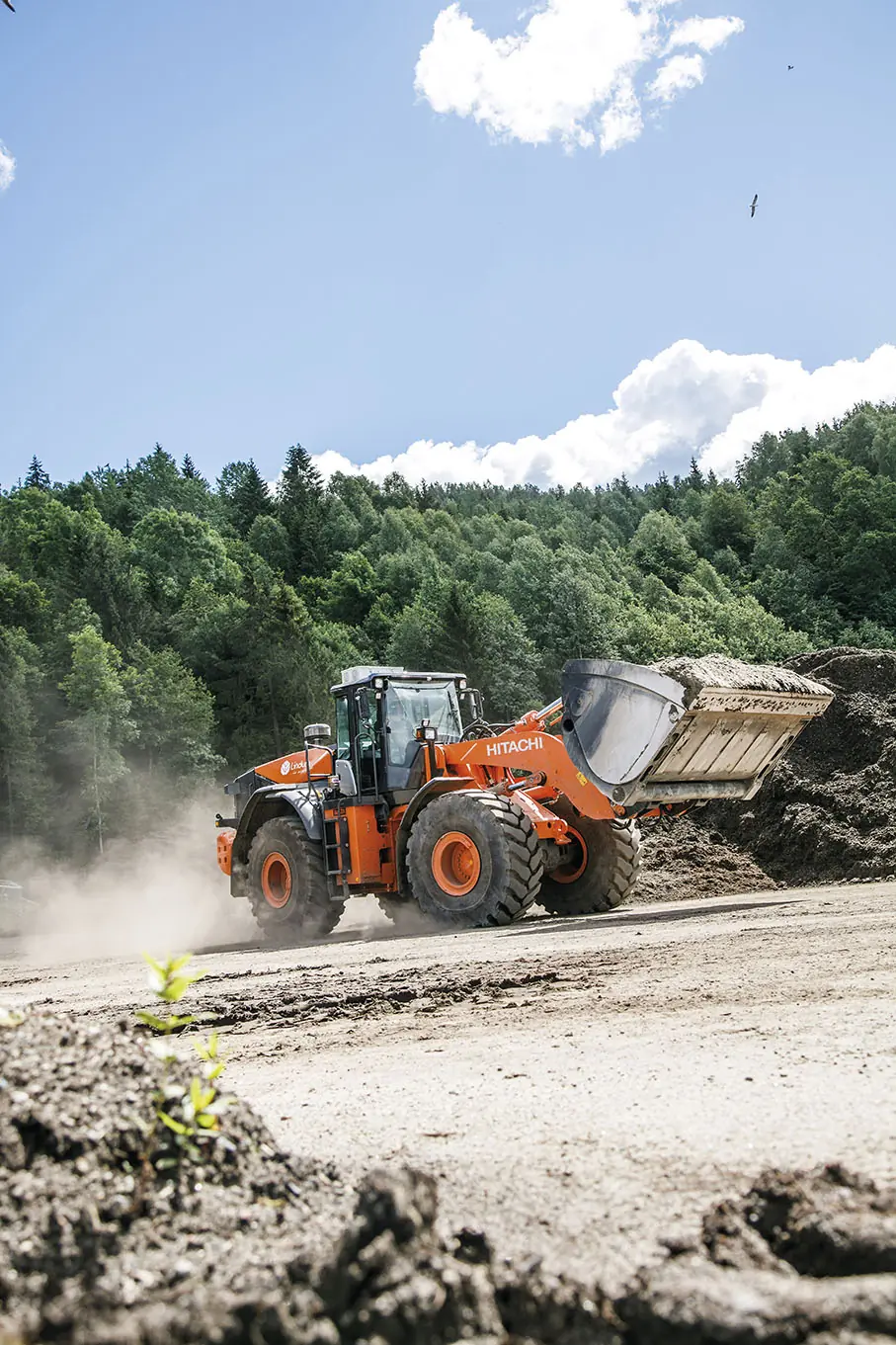 Hitachi ZW 310-5 thumbnail 9