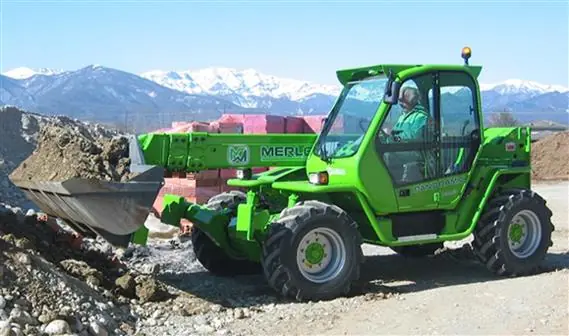Merlo Panoramic P 38.12 Plus