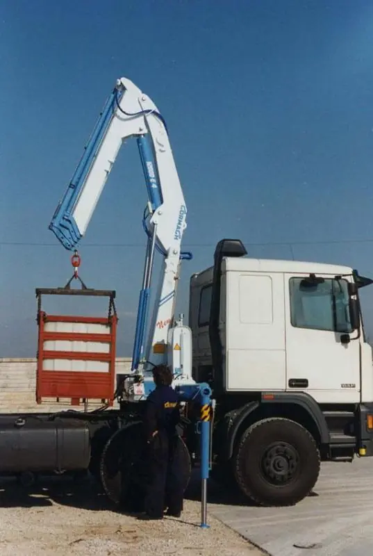 Cormach 12000 E 4 thumbnail 2
