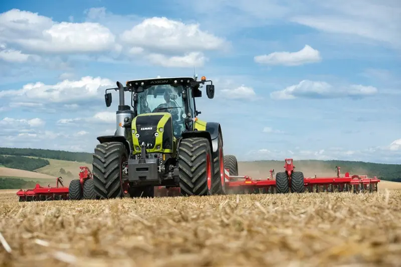 Claas Axion 930