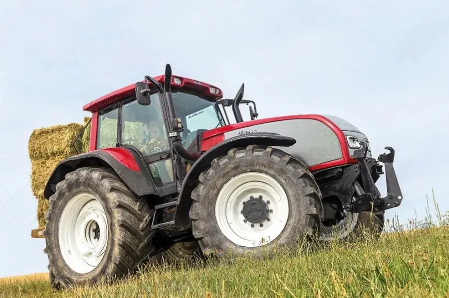 Valtra T 160