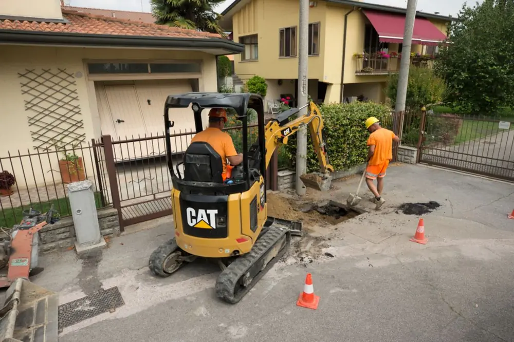 Caterpillar 301.7 CR thumbnail 3