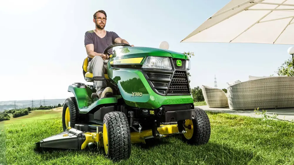 John Deere X380