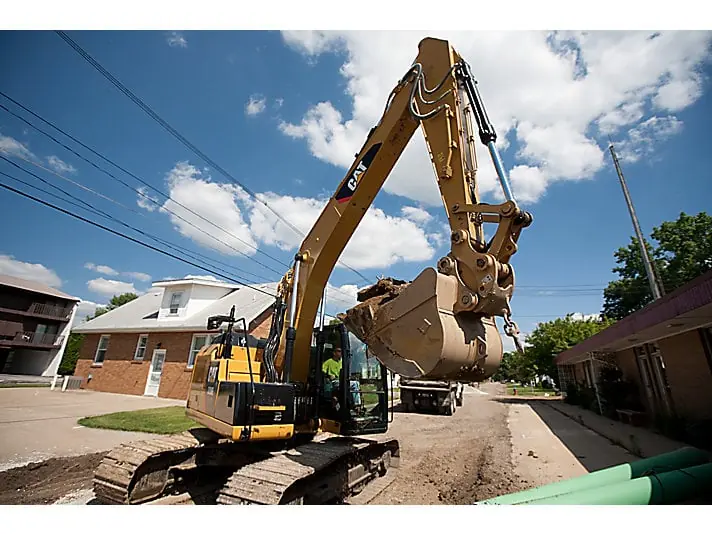 Caterpillar 320E LN thumbnail 3