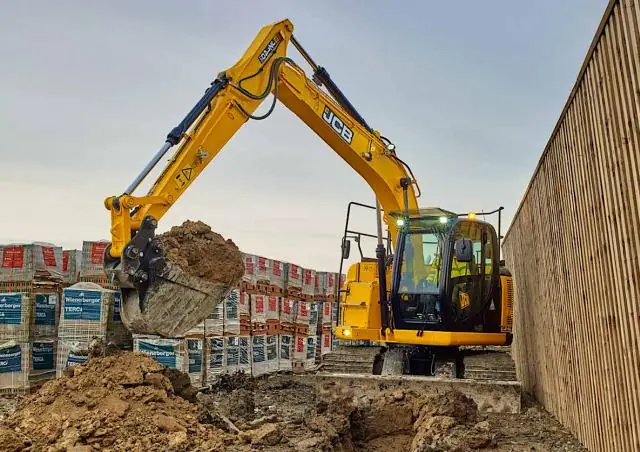 JCB JS141LC