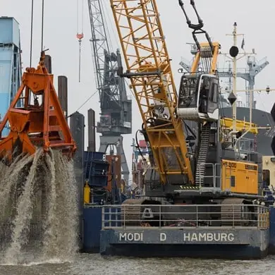 Liebherr HS 8100