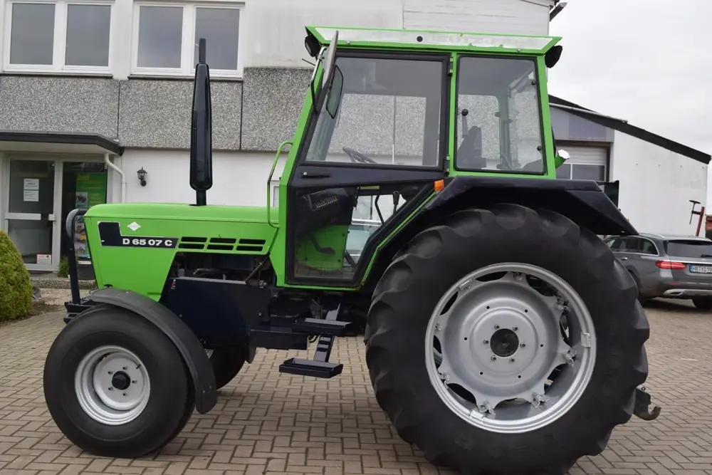 DEUTZ-FAHR D 6507