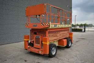 JLG 330 CRT